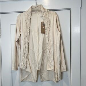 Neon Buddha Cream Knit Cardigan size large. NWT!